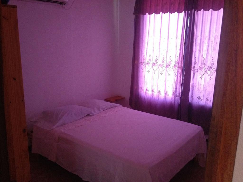 Royal Heights Hotel Jicaral Ruang foto