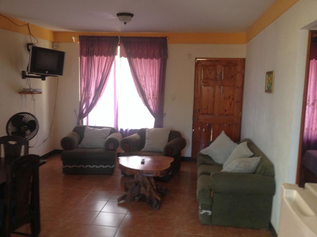 Royal Heights Hotel Jicaral Ruang foto