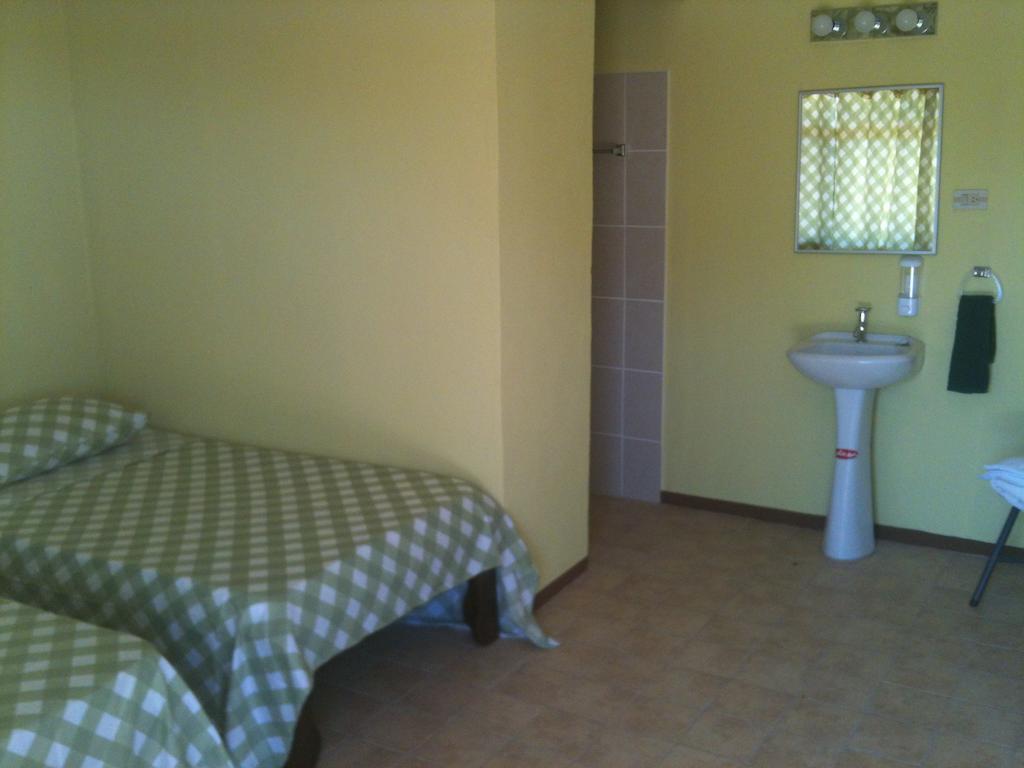 Royal Heights Hotel Jicaral Ruang foto